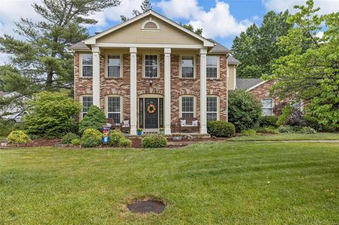 94 Honey Ridge Ct, Saint Charles, MO 63304