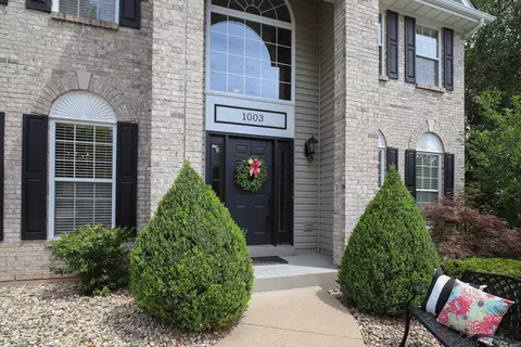 1003 Kiefer Ridge Dr, Ballwin, MO 63021 photo 2
