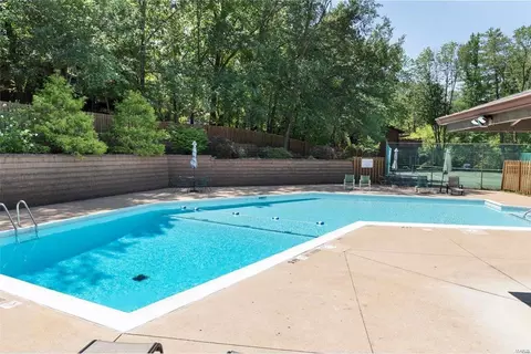 1556 Autumn Leaf Dr, Ballwin, MO 63021 photo 36