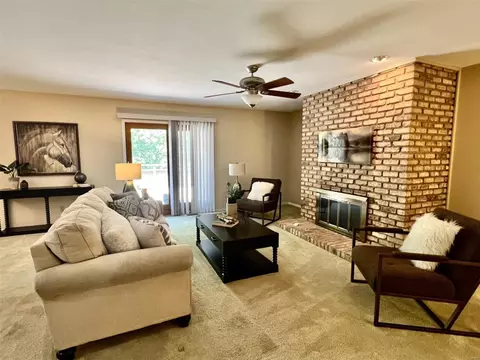 1556 Autumn Leaf Dr, Ballwin, MO 63021 photo 9
