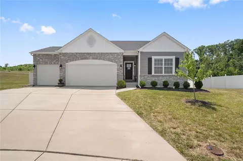 45 Fern Brook Ct, O'fallon, MO 63366