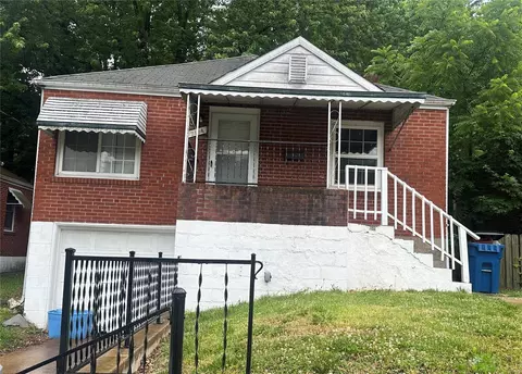 7134 Dawson Pl, Saint Louis, MO 63136