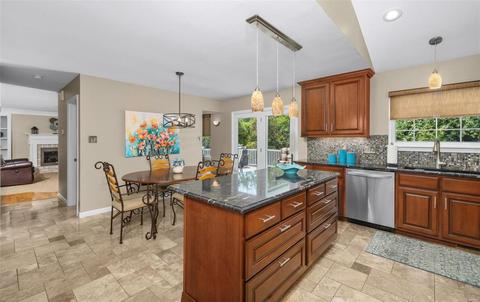 620 Log Hill Ct, Ballwin, MO 63011 photo 15
