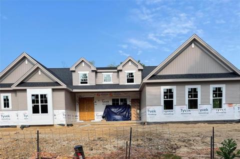 67 Stoneyside Ln, Saint Louis, MO 63132