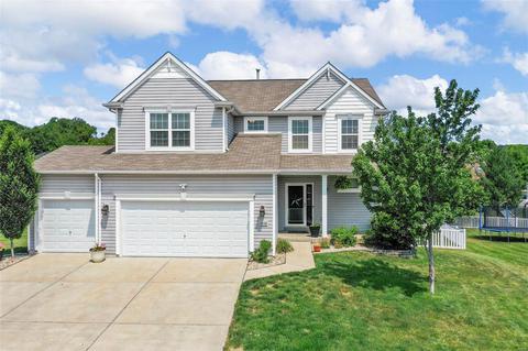 1608 Wellington Woods Dr, Eureka, MO 63025