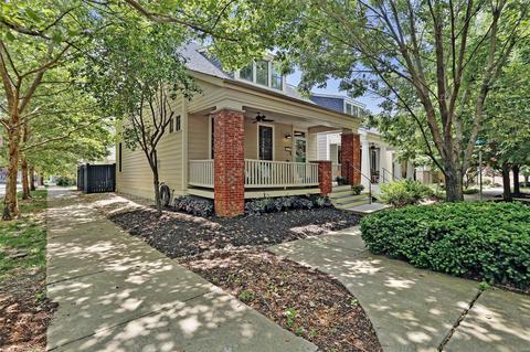 3217 E Arpent Way, Saint Charles, MO 63301
