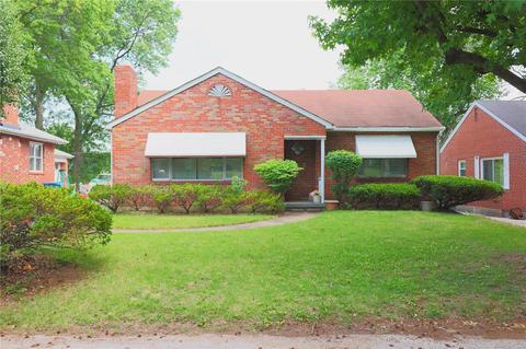 4428 Crestland Dr, Saint Louis, MO 63121