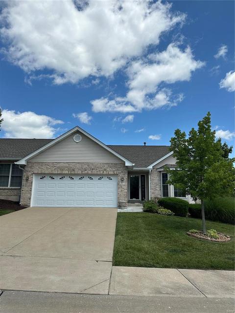 404 Villa Blanc Ct, O'fallon, MO 63366