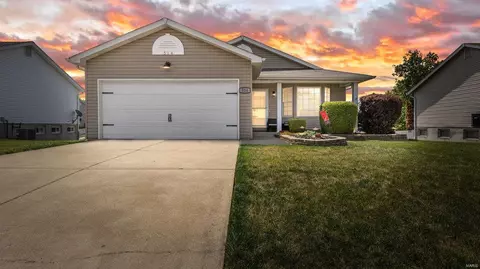 514 White Fence Dr, Wentzville, MO 63385