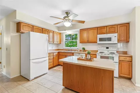 734 Muir View Dr, Ballwin, MO 63011 photo 9