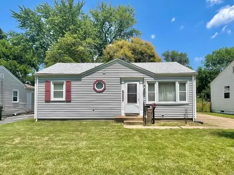 11015 Saint Kevin Ln, Saint Ann, MO 63074