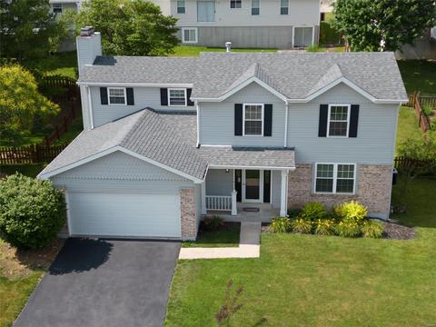5755 Walnut Creek Blvd, Saint Charles, MO 63304