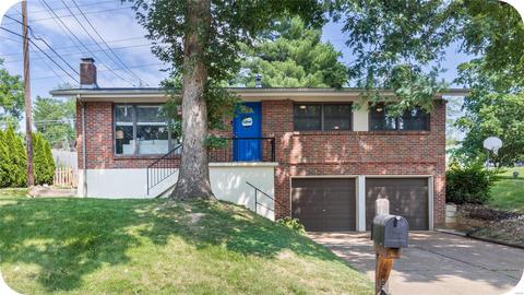 748 Sherwick Ter, Manchester, MO 63021