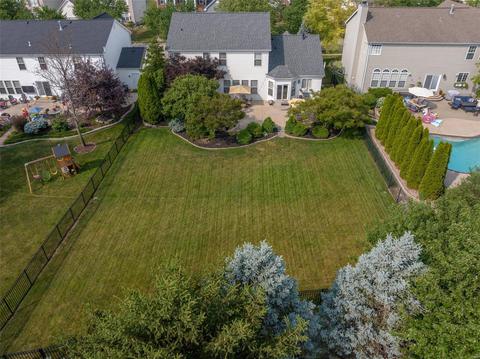 1205 Red Orchard Ct, O'fallon, MO 63368 photo 2