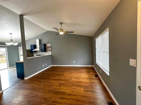 57 Mallard Pointe Dr, O'fallon, MO 63368 photo 5