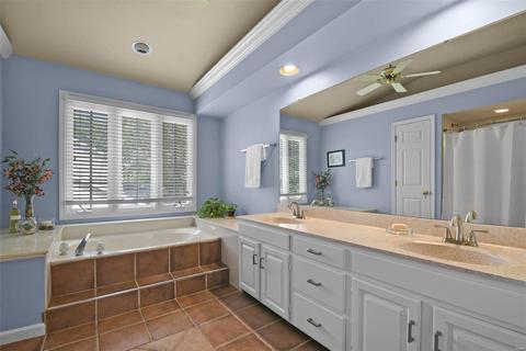 137 White Tree Ln, Ballwin, MO 63011 photo 23