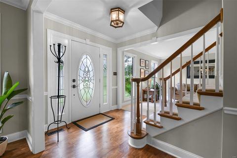 137 White Tree Ln, Ballwin, MO 63011 photo 4