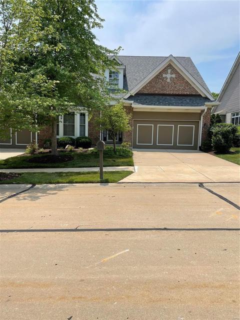 956 Chesterfield Villas Cir, Chesterfield, MO 63017
