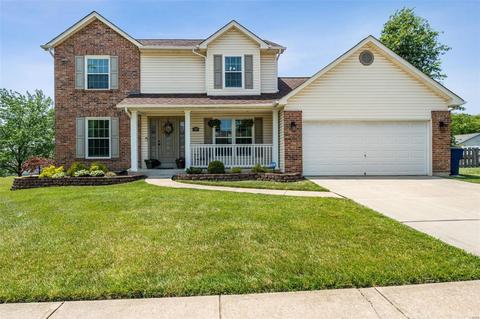 1319 Magnolia Manor Ct, St Peters, MO 63303