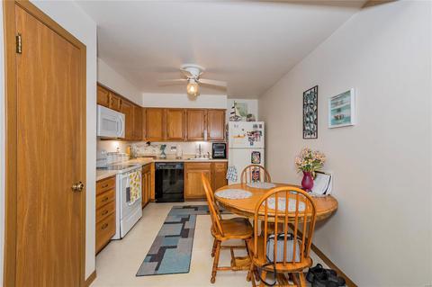 741 Ridgeside Dr #F, Ballwin, MO 63021 photo 6