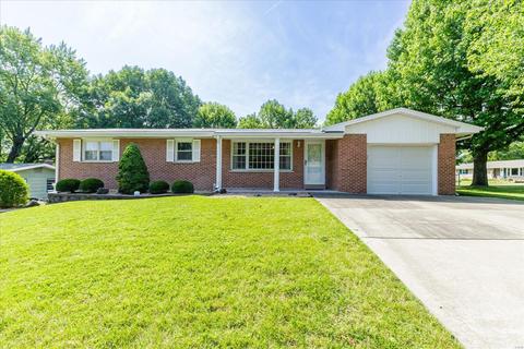648 S Pam Ave, Saint Charles, MO 63301