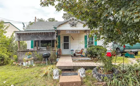 203 Maple St, Dixon, MO 65459 photo 1