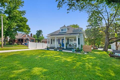 9808 Tesson Ferry Rd, Saint Louis, MO 63123
