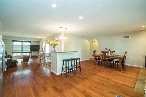 267 Aspen Village Dr, Ballwin, MO 63021 photo 9