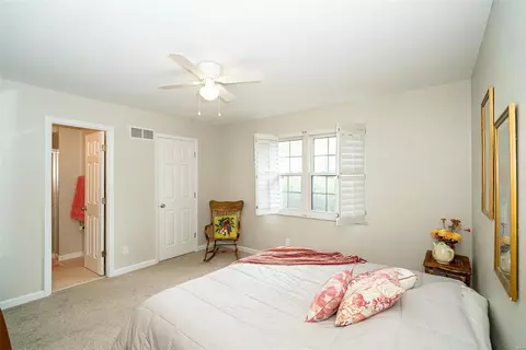 267 Aspen Village Dr, Ballwin, MO 63021 photo 20