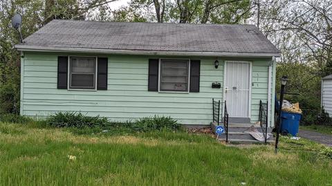 717 Beardsley Ct, Saint Louis, MO 63130