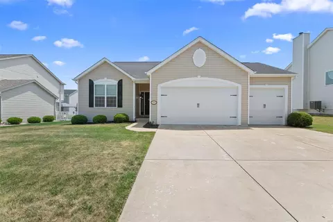 1004 Roosevelt Dr, Wentzville, MO 63385