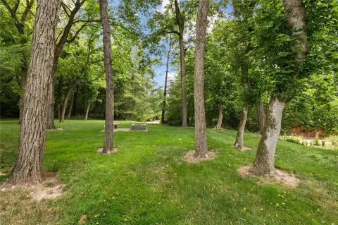 678 Kiefer Creek Rd, Ballwin, MO 63021 photo 54