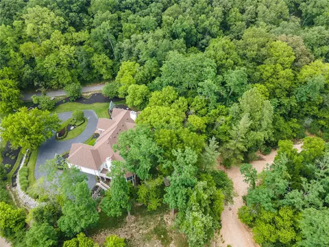 678 Kiefer Creek Rd, Ballwin, MO 63021 photo 62