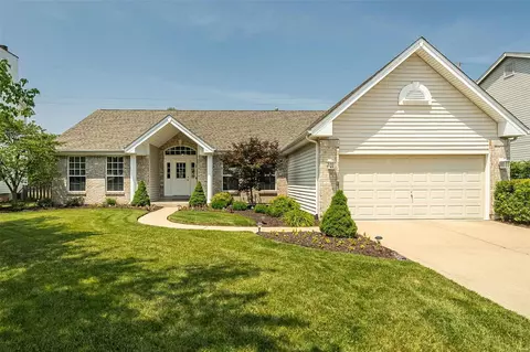 7452 Pierside Dr, Dardenne Prairie, MO 63368