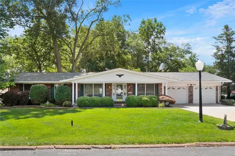 1080 N Saint Jacques St, Florissant, MO 63031