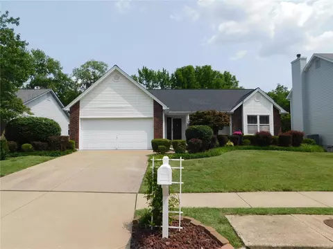 3681 Sainsbury Ct, Saint Charles, MO 63303