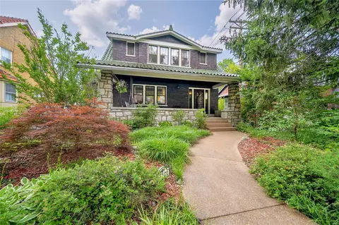 7101 Stanford Ave, Saint Louis, MO 63130