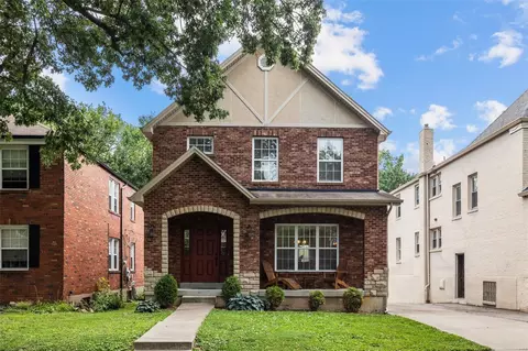 7350 Dartmouth Ave, Saint Louis, MO 63130