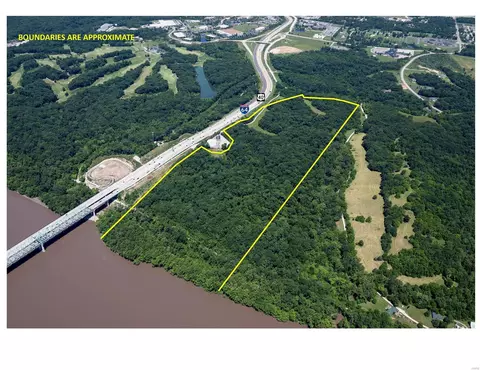 71 Wolfrum Rd, Weldon Spring, MO 63304