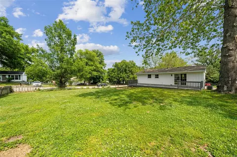 613 Auber Dr, Manchester, MO 63011 photo 21