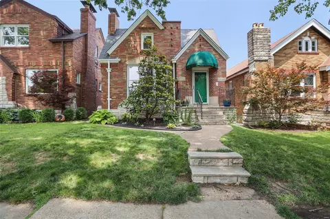 5749 Delor St, Saint Louis, MO 63109