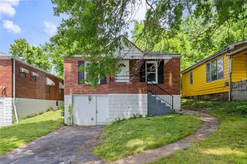 7049 Idlewild, Jennings, MO 63136