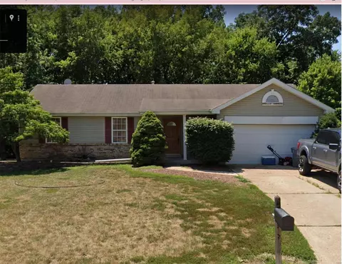 813 Notre Dame Dr, O'fallon, MO 63366