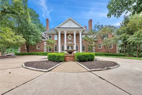17304 Hidden Valley Dr, Wildwood, MO 63025