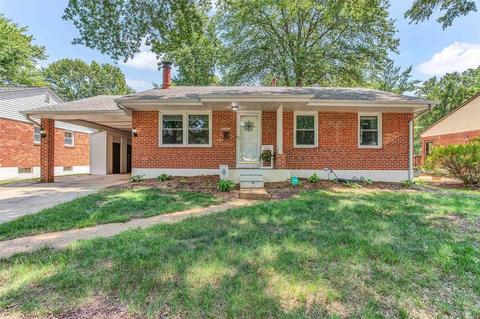 9548 Hale Dr, Saint Louis, MO 63123