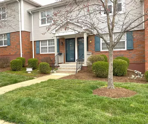 1626 Thrush Ter, Brentwood, MO 63144