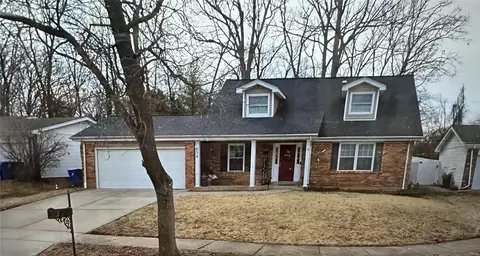654 Clear Creek Ct, Ballwin, MO 63021
