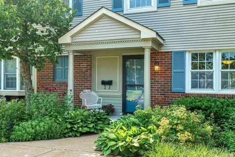 1716 Blue Jay Cv, Saint Louis, MO 63144