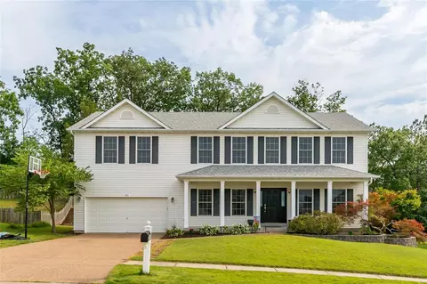 510 Hartford Valley Dr, Wentzville, MO 63385