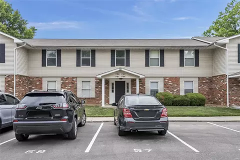 759 Boca Raton Dr #C, Saint Peters, MO 63376